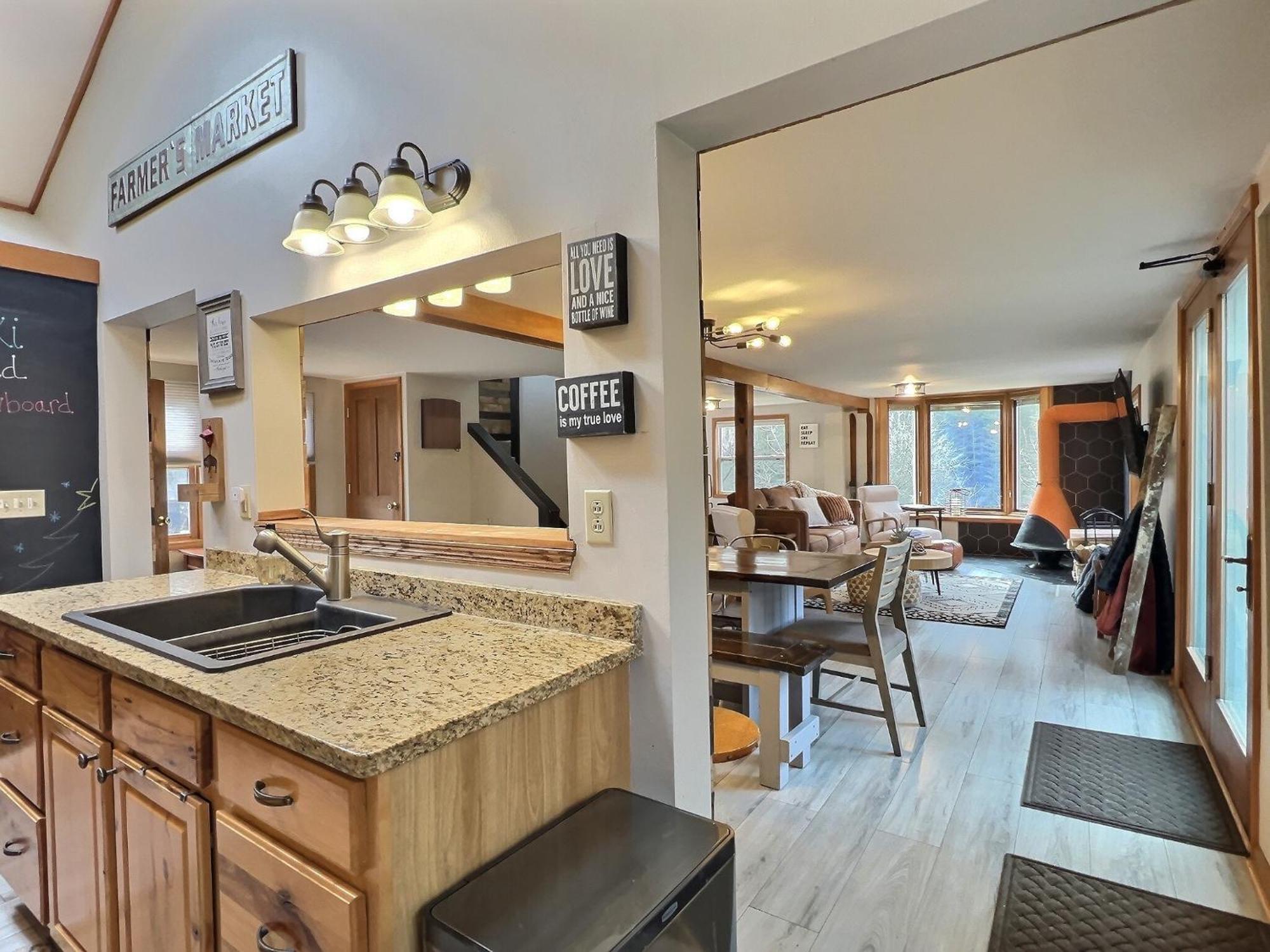Maples Retreat - 2 Acres - Fireplace Ferienhaus *