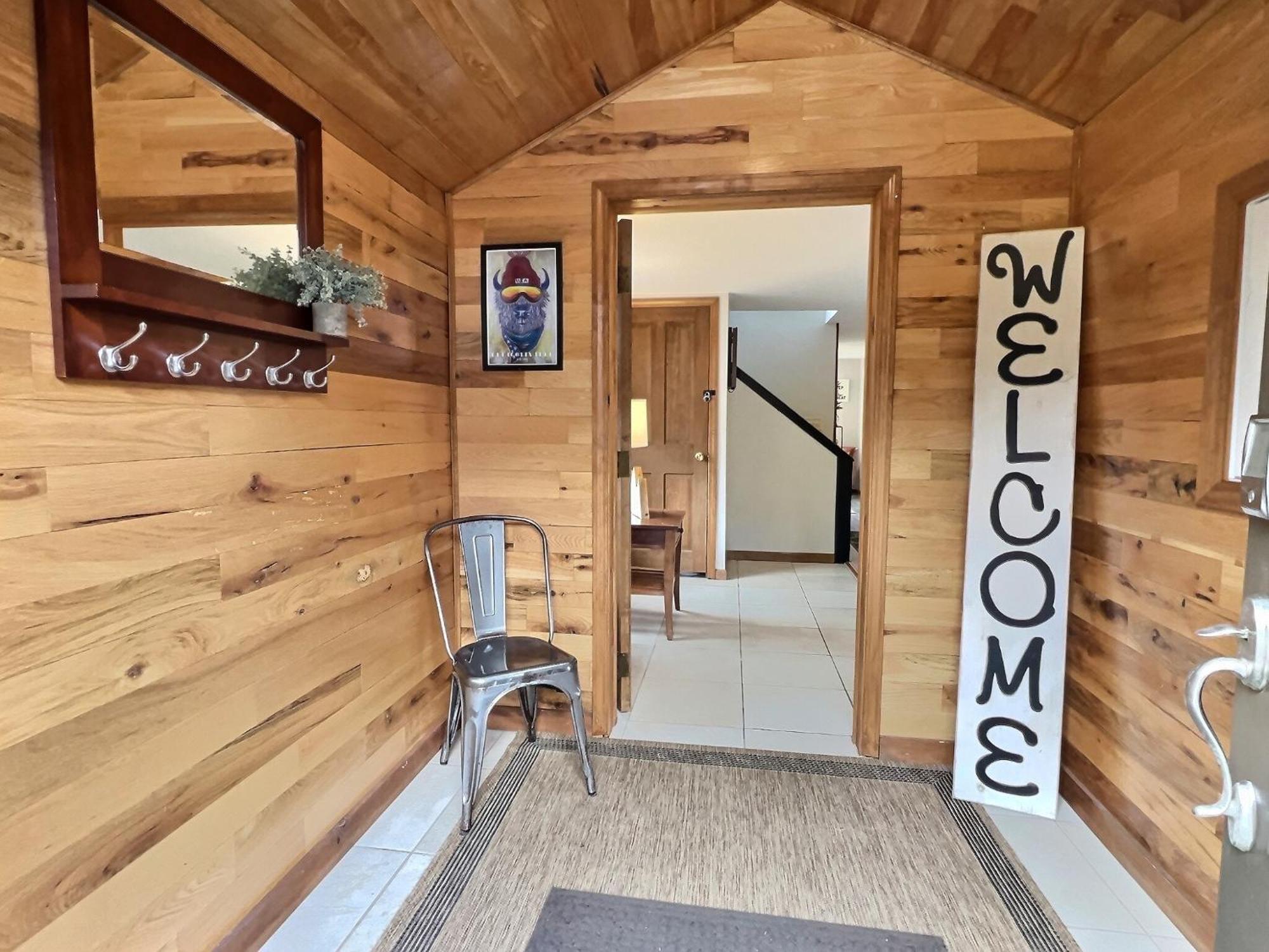 Maples Retreat - 2 Acres - Fireplace Ellicottville